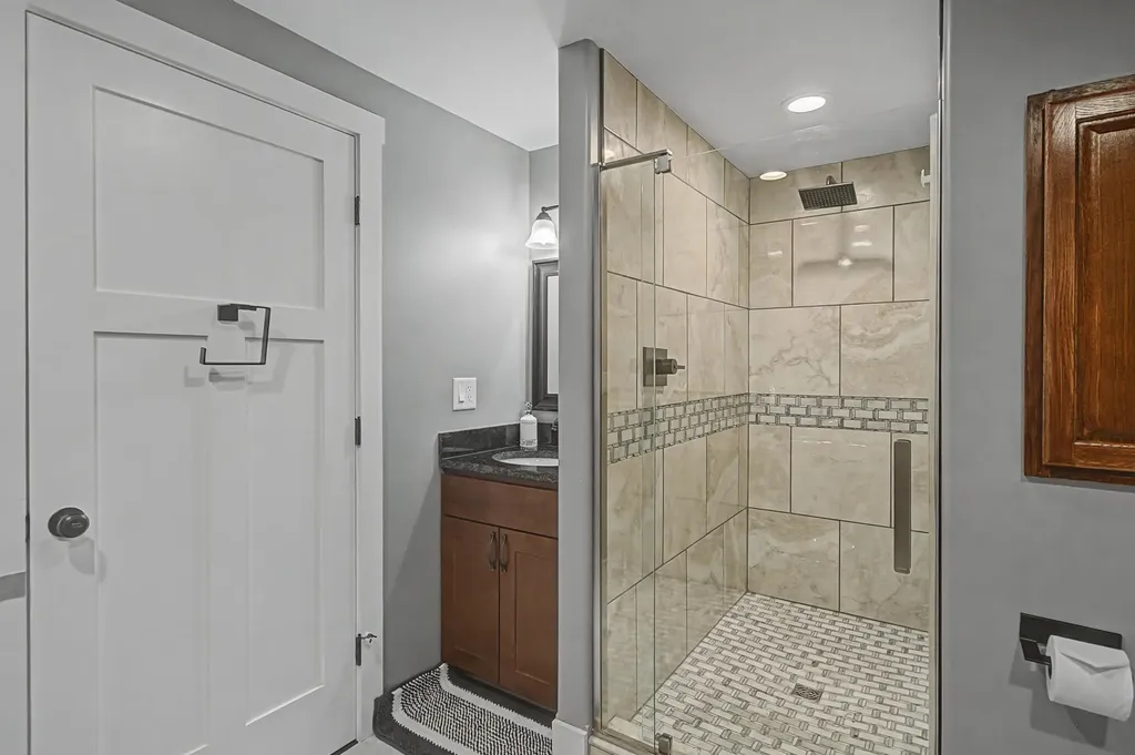 85 Paulines Way Colchester VT 05446