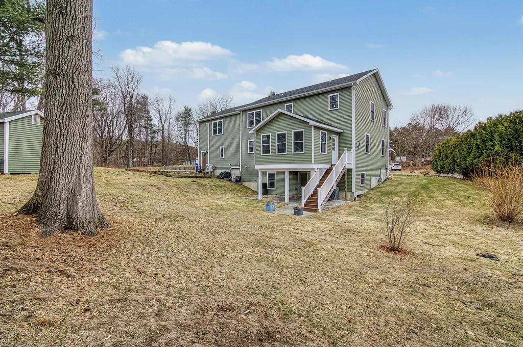 85 Paulines Way Colchester VT 05446