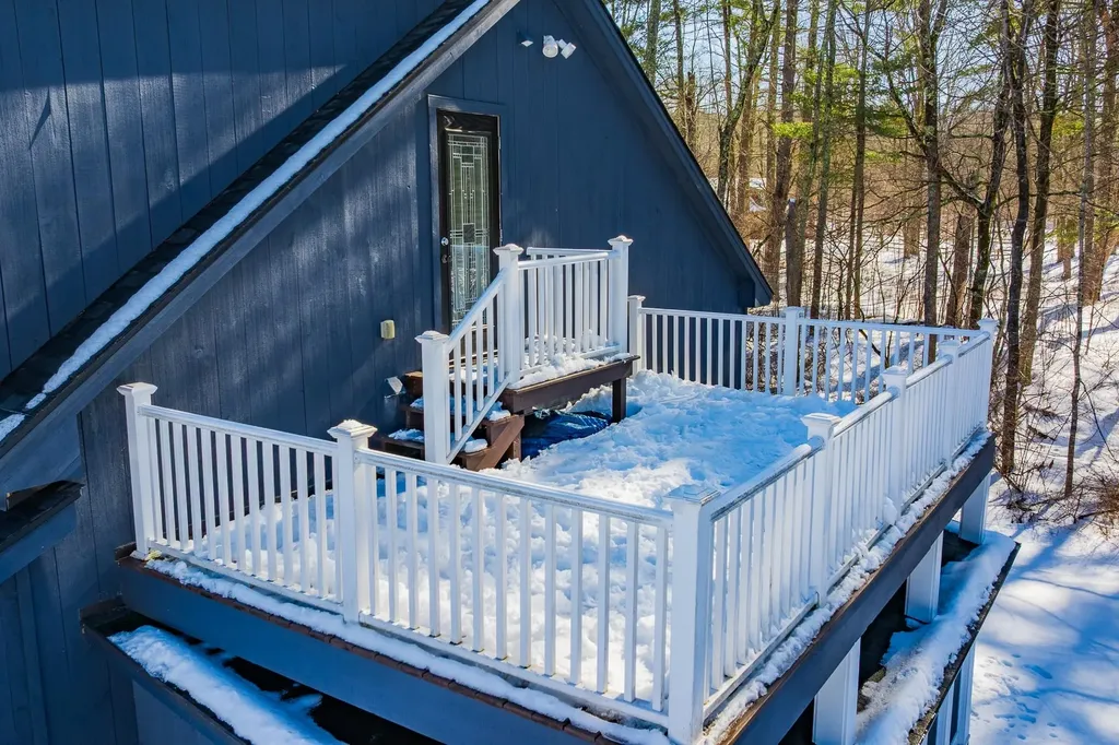 85 Limerick Lane Arlington VT 05250