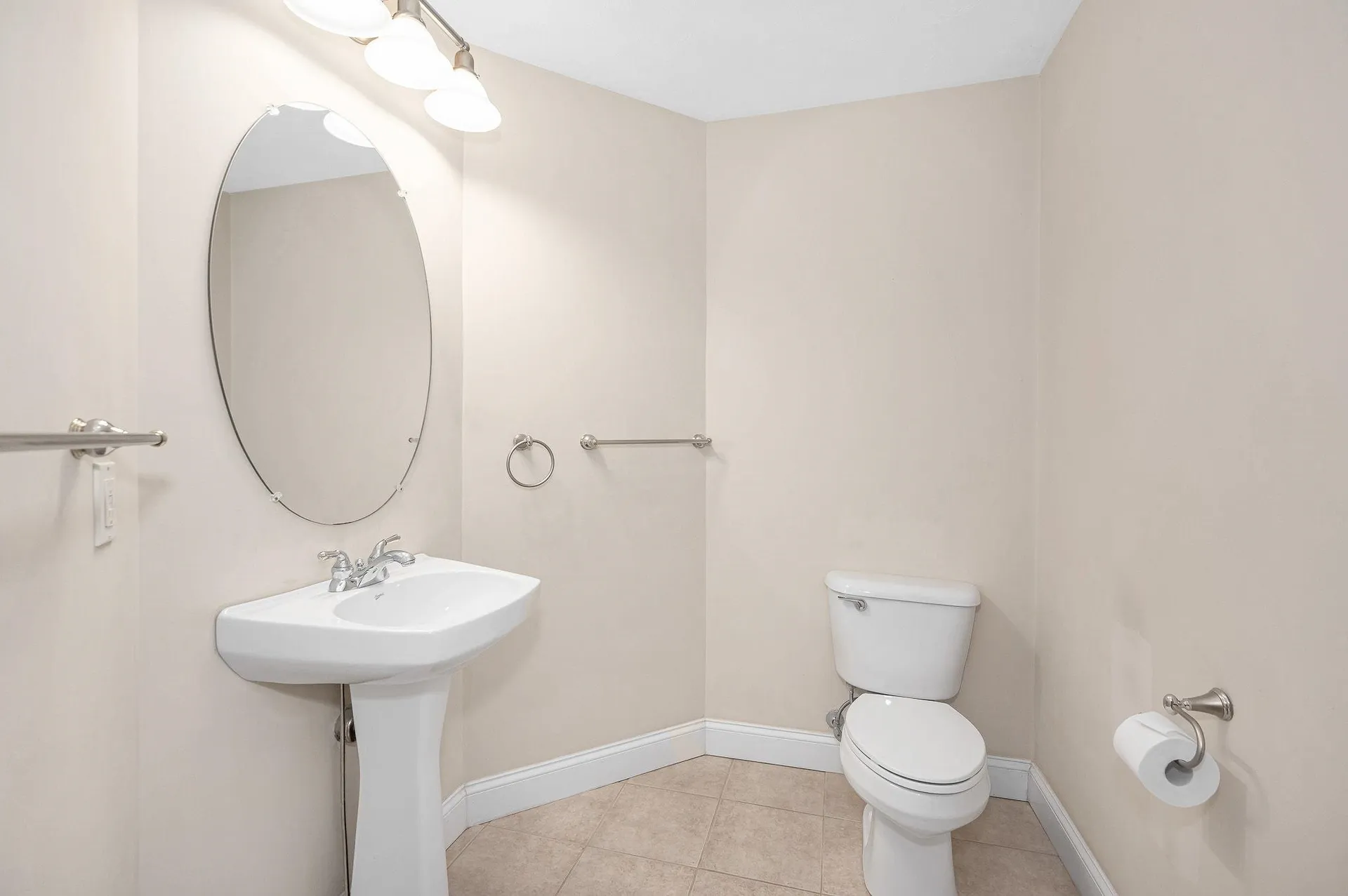 2 Prestwick Trail Nashua NH 03062