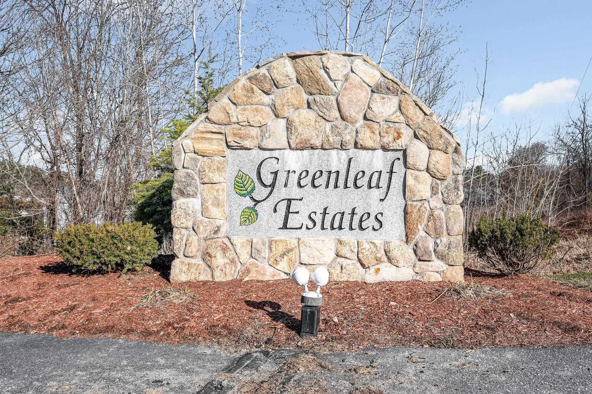 2 Prestwick Trail Nashua NH 03062
