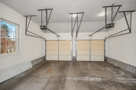 2 Prestwick Trail Nashua NH 03062