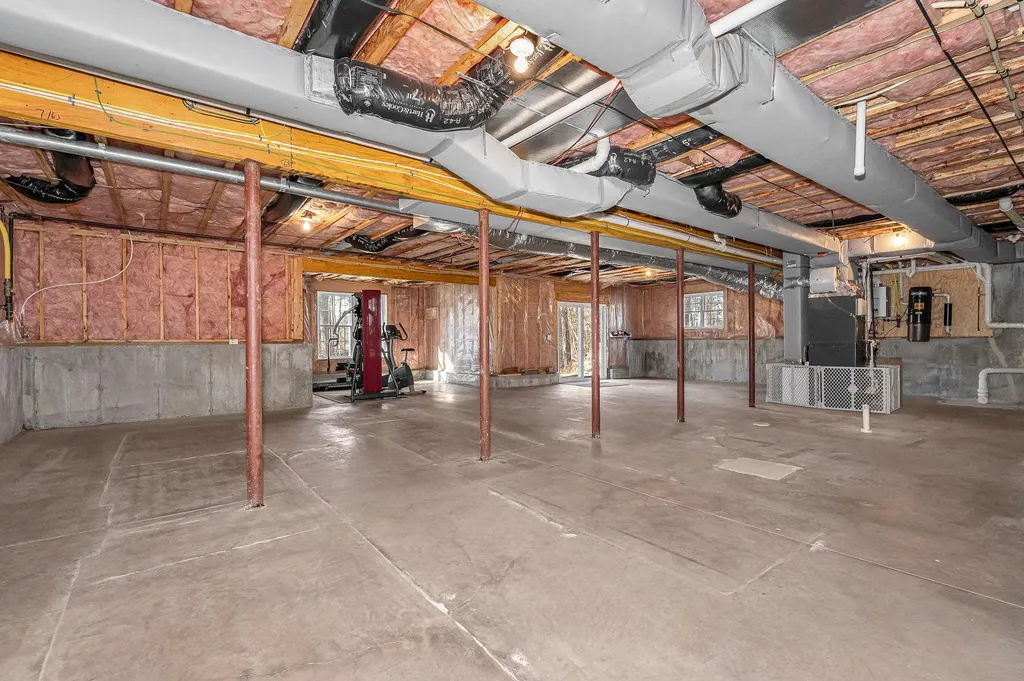 2 Prestwick Trail Nashua NH 03062