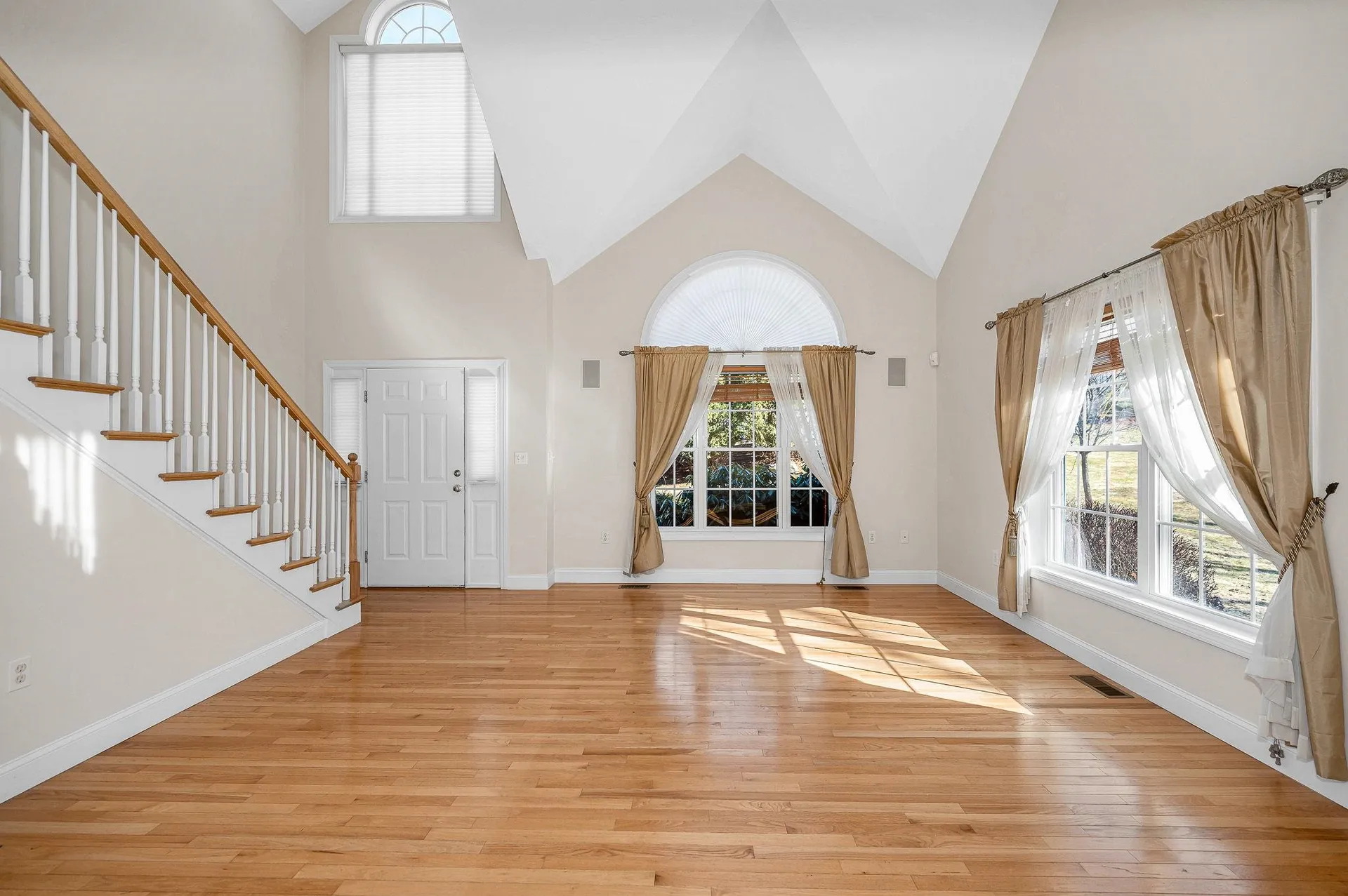 2 Prestwick Trail Nashua NH 03062