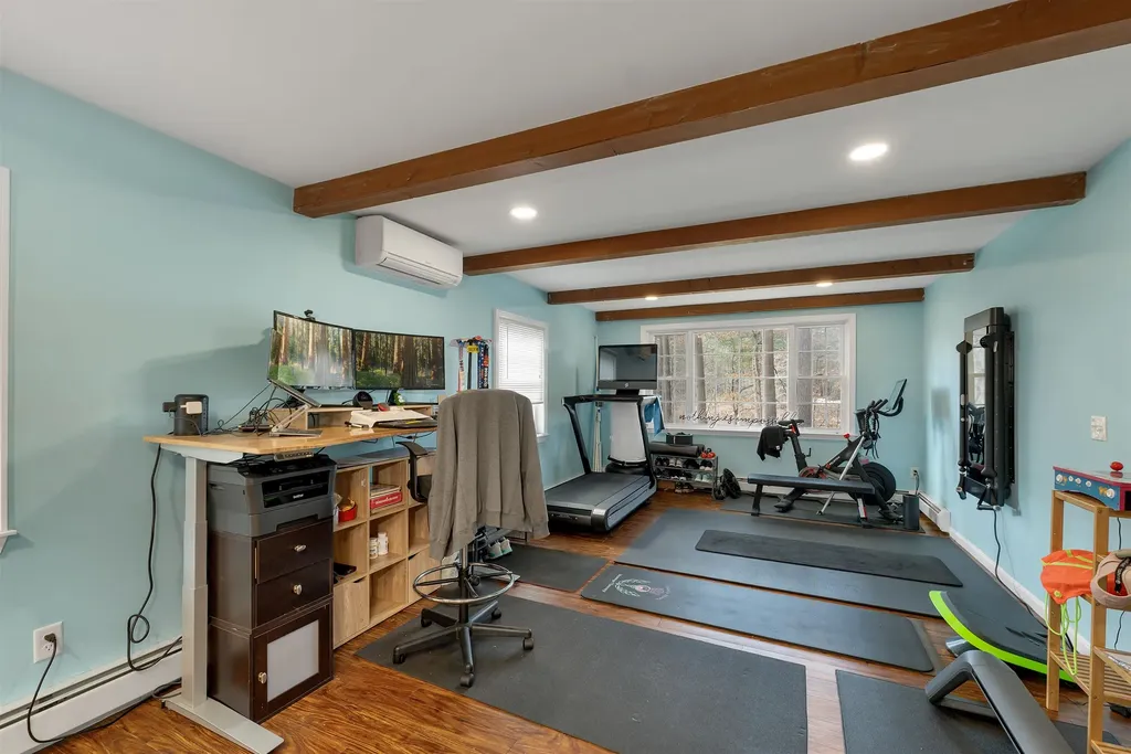 10 Patricia Street Windham NH 03087