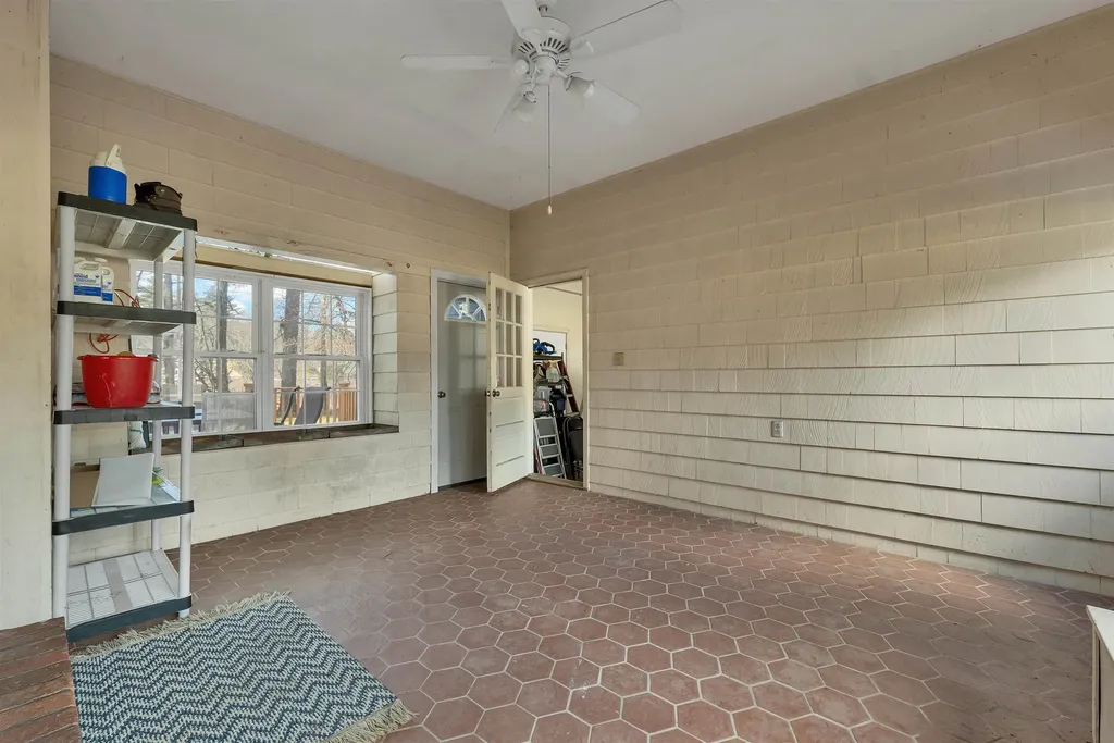 10 Patricia Street Windham NH 03087