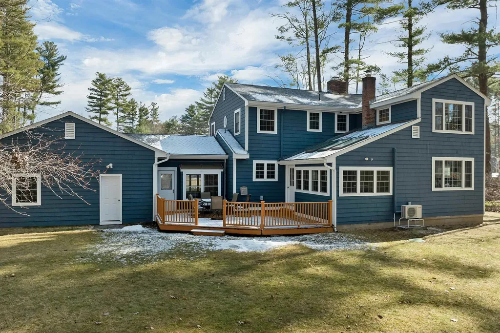 10 Patricia Street Windham NH 03087