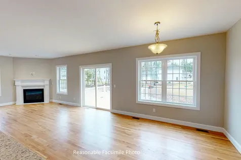 83 Lantern Drive Sandown NH 03873