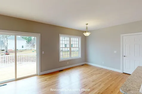 83 Lantern Drive Sandown NH 03873