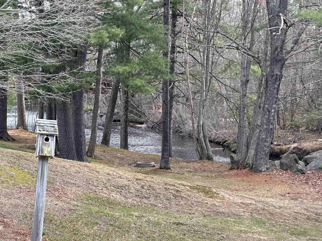 2 Sagamore Lane Rochester NH 03867