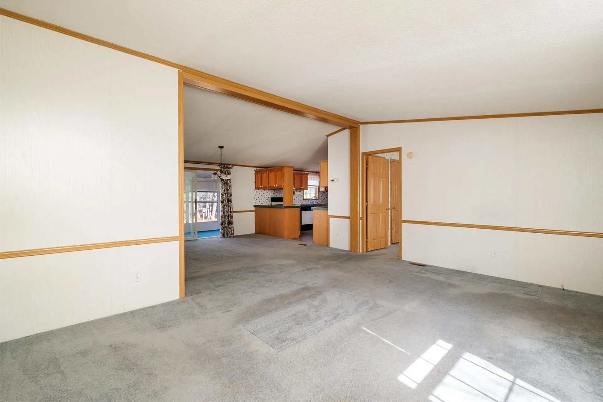 2 Sagamore Lane Rochester NH 03867