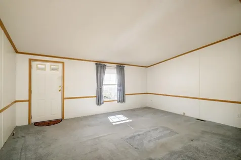 2 Sagamore Lane Rochester NH 03867