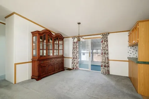 2 Sagamore Lane Rochester NH 03867