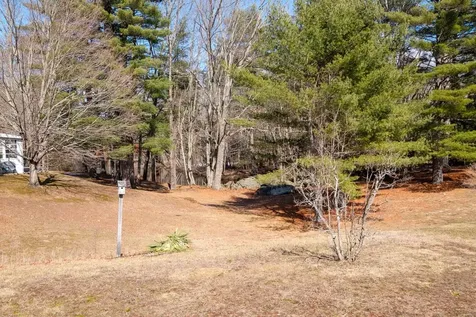 2 Sagamore Lane Rochester NH 03867