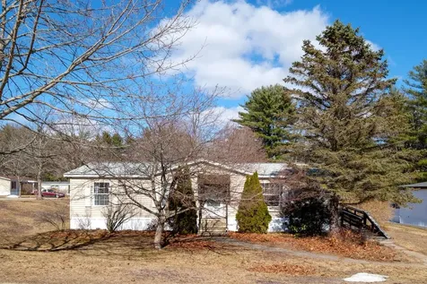 2 Sagamore Lane Rochester NH 03867