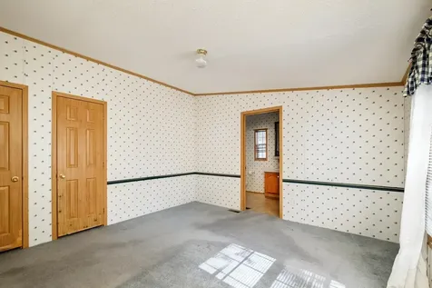 2 Sagamore Lane Rochester NH 03867