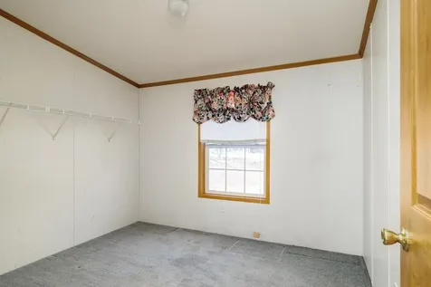 2 Sagamore Lane Rochester NH 03867