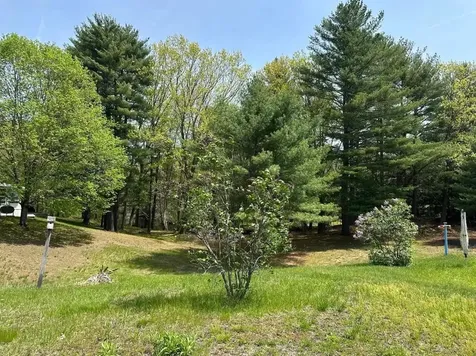 2 Sagamore Lane Rochester NH 03867