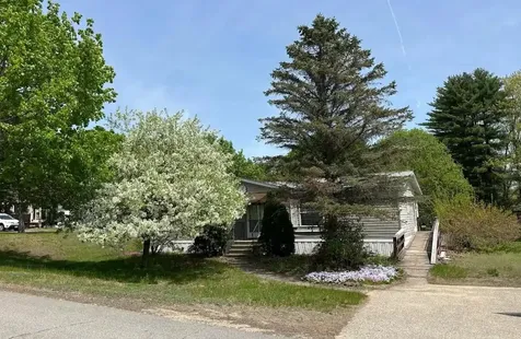 2 Sagamore Lane Rochester NH 03867