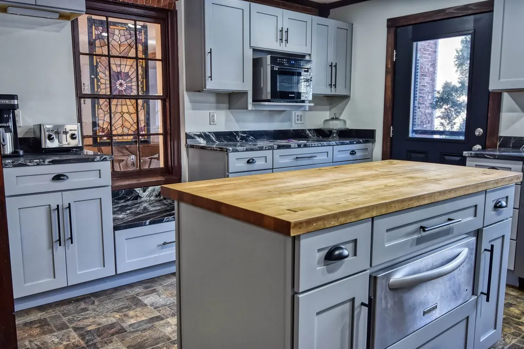 27 Nh Route 25 Plymouth NH 03264