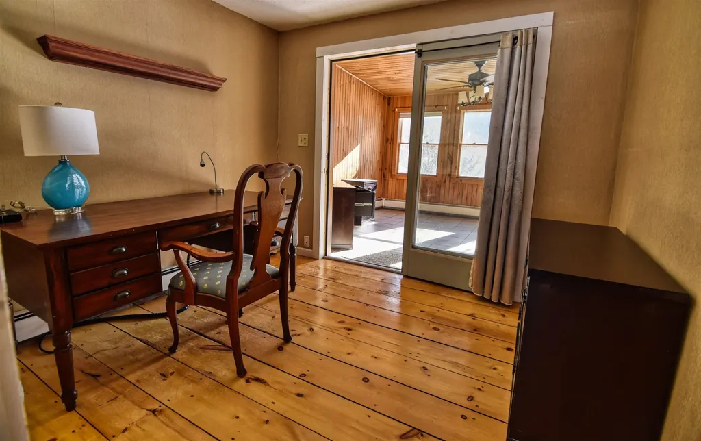 27 Nh Route 25 Plymouth NH 03264