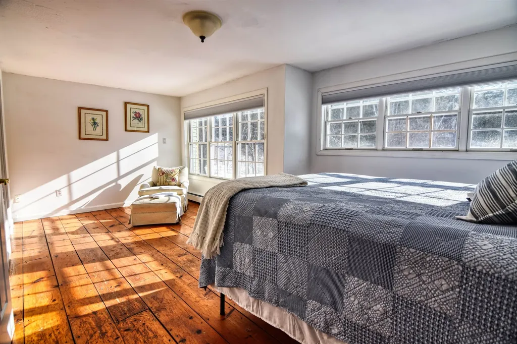 27 Nh Route 25 Plymouth NH 03264