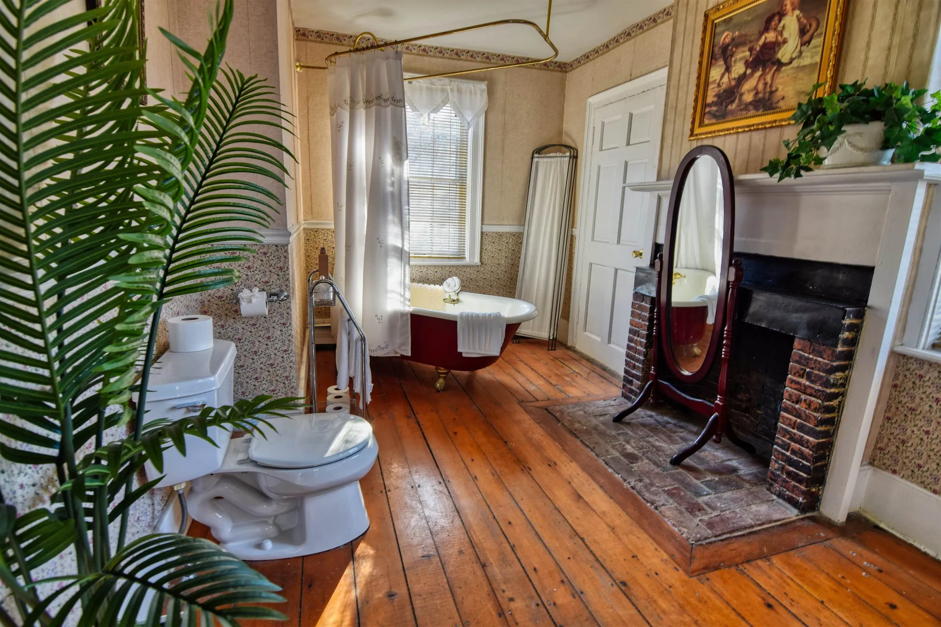 27 Nh Route 25 Plymouth NH 03264