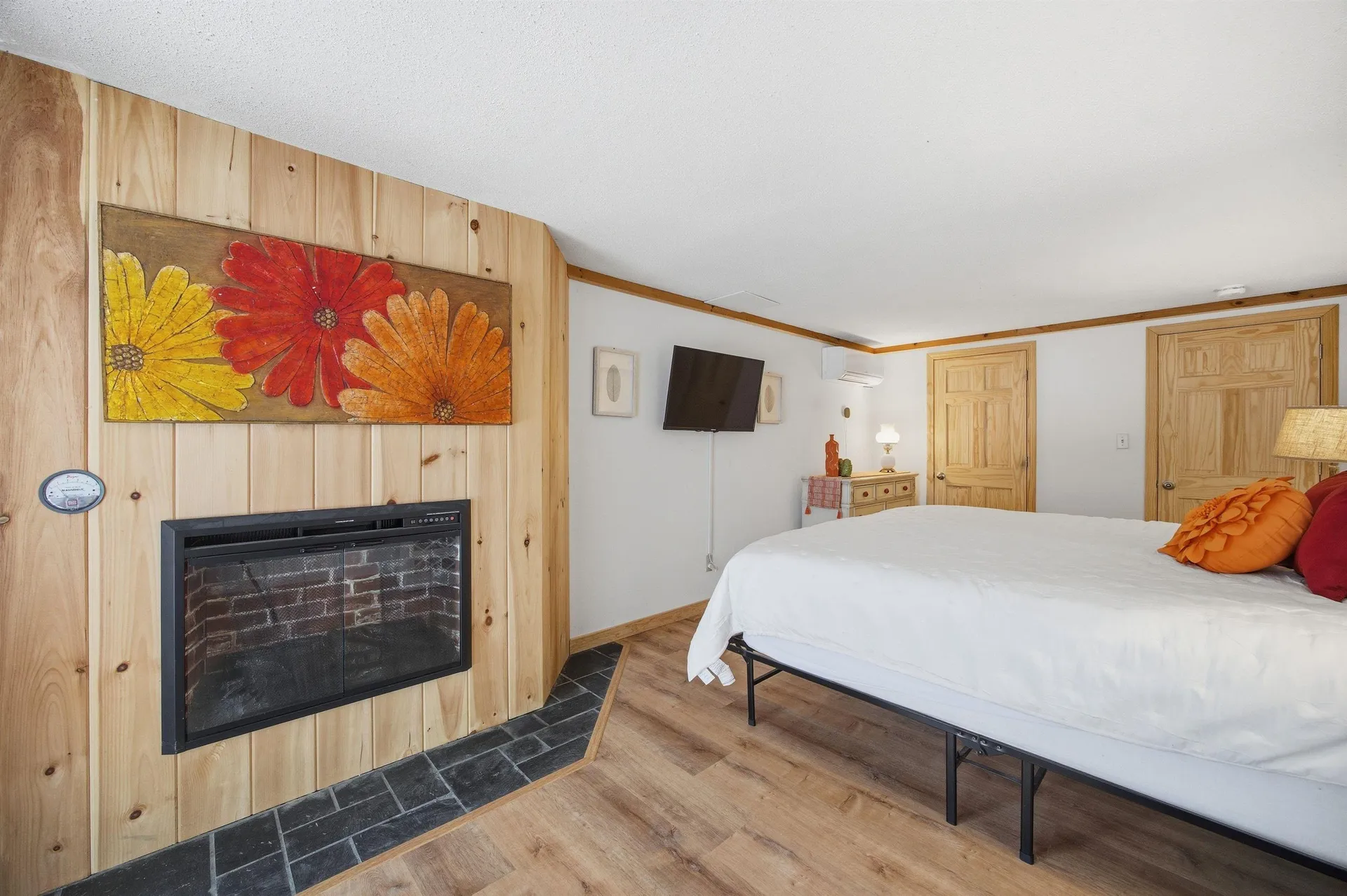 19 Jungfrau Road Madison NH 03849-5651