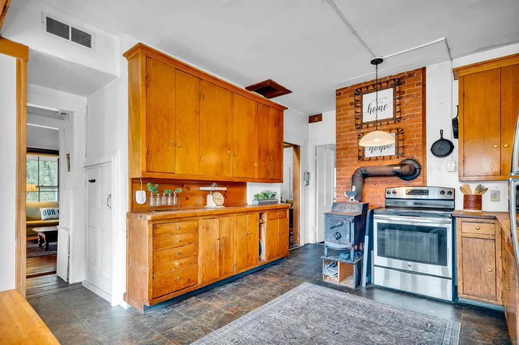 43 Parsons Lane Jaffrey NH 03452