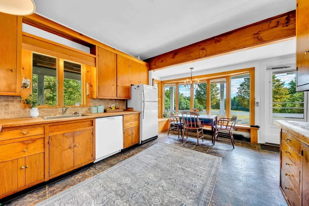 43 Parsons Lane Jaffrey NH 03452