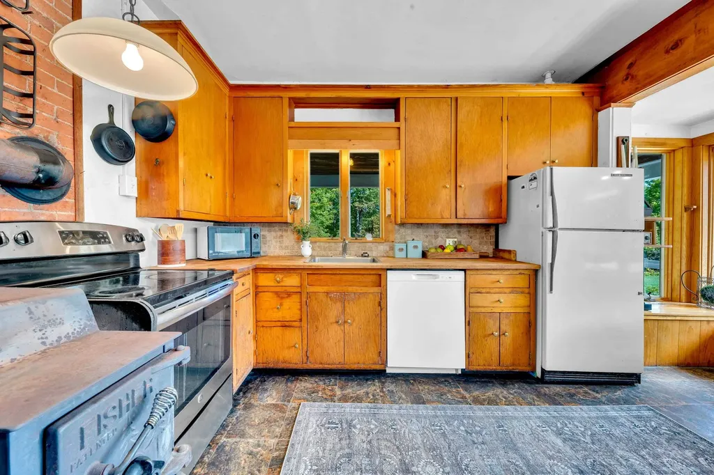 43 Parsons Lane Jaffrey NH 03452