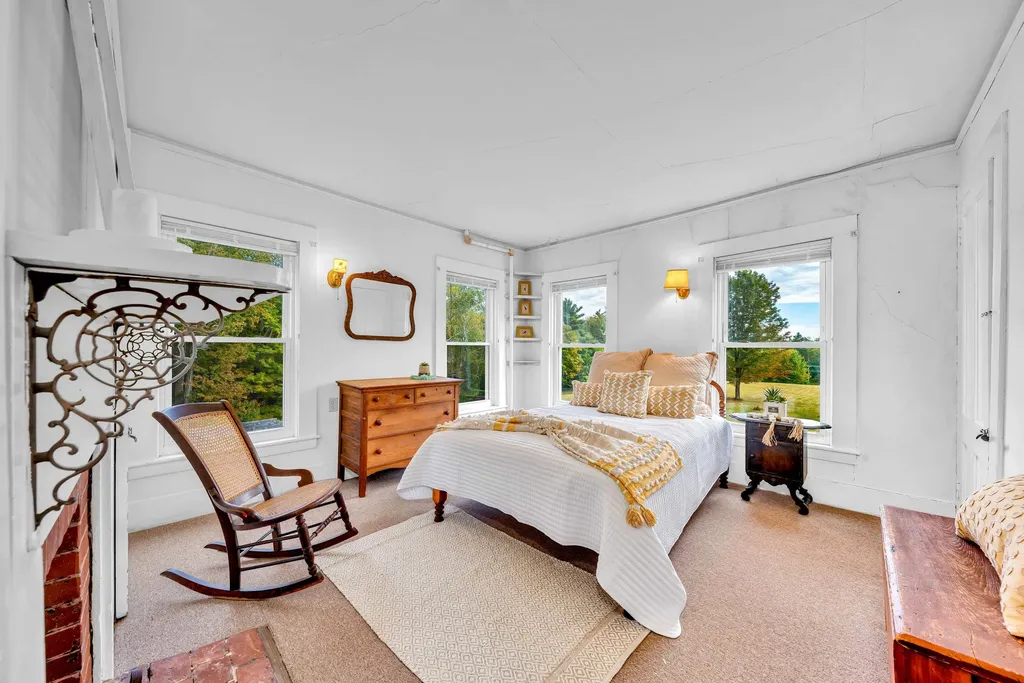 43 Parsons Lane Jaffrey NH 03452