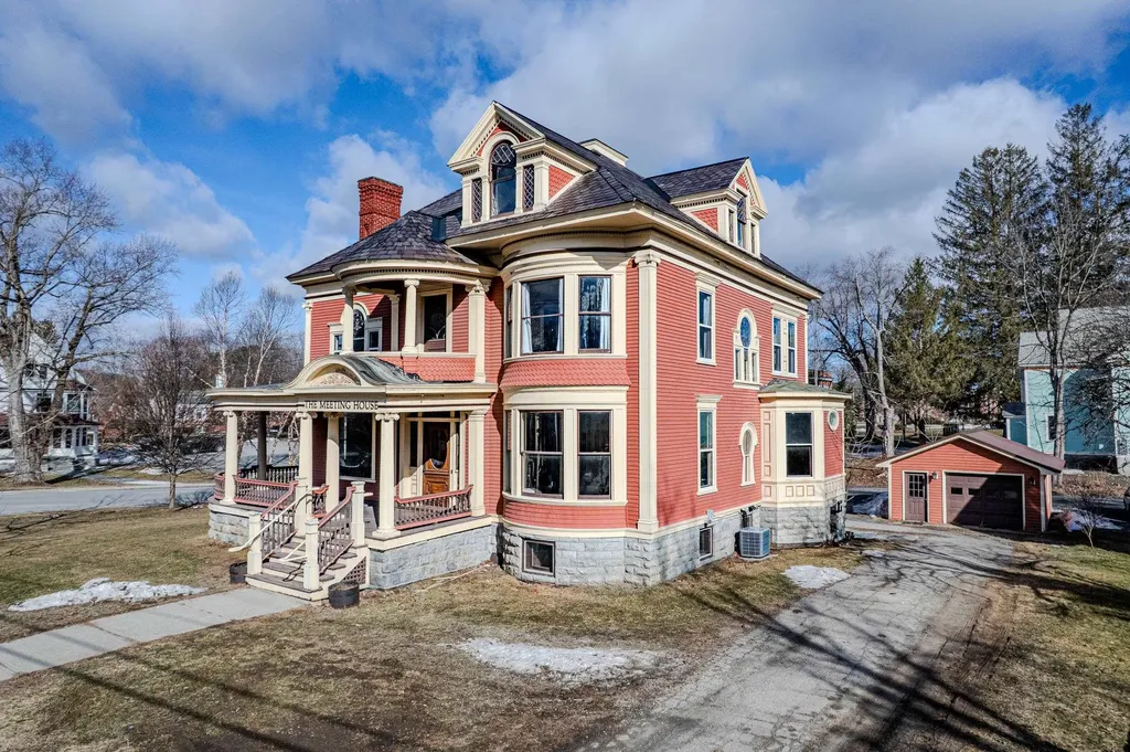 348 Bentley Avenue Poultney VT 05764