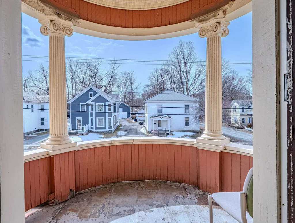 348 Bentley Avenue Poultney VT 05764