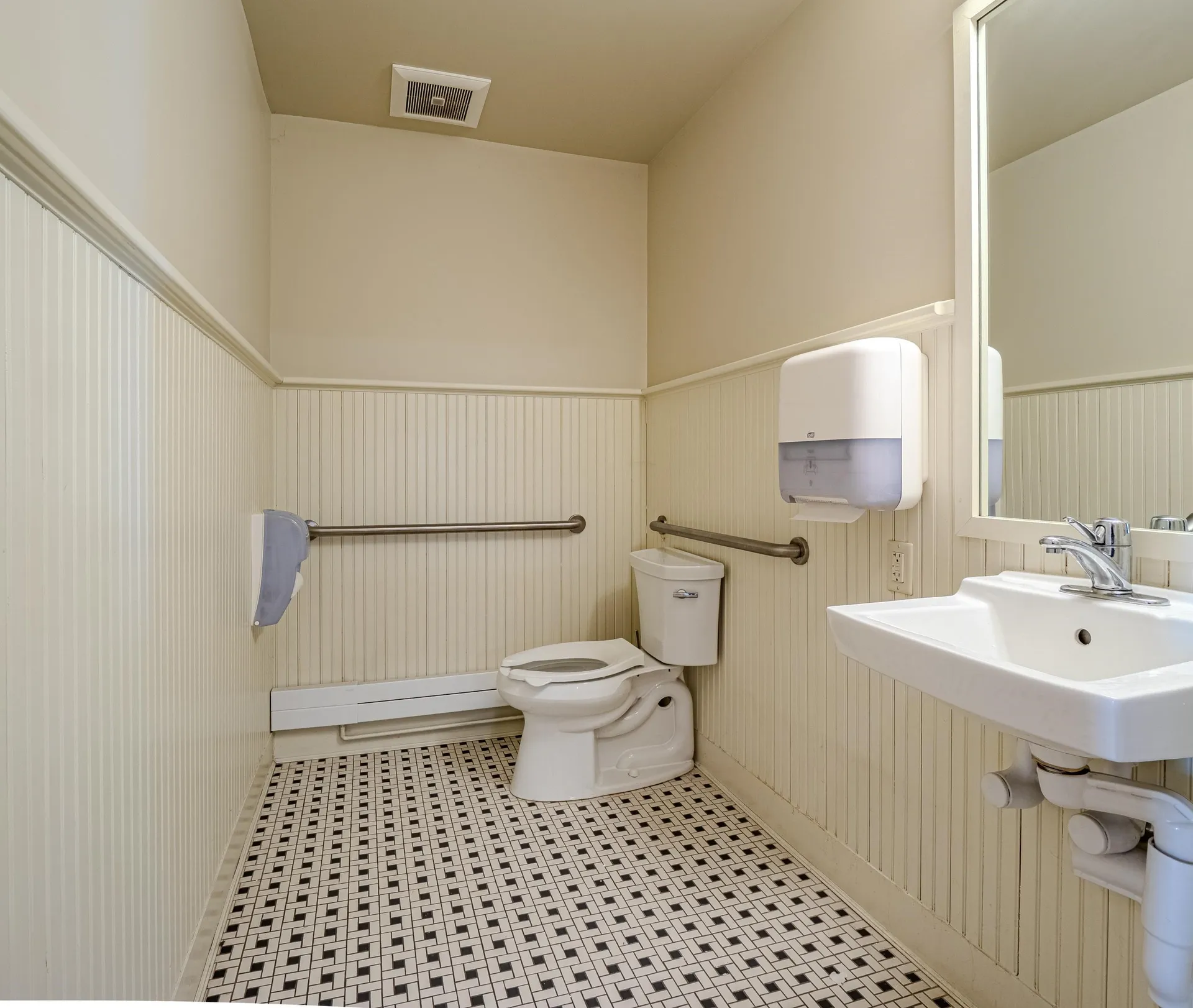 348 Bentley Avenue Poultney VT 05764