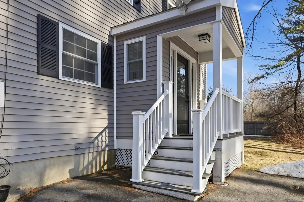 589 Tolend Road Dover NH 03820