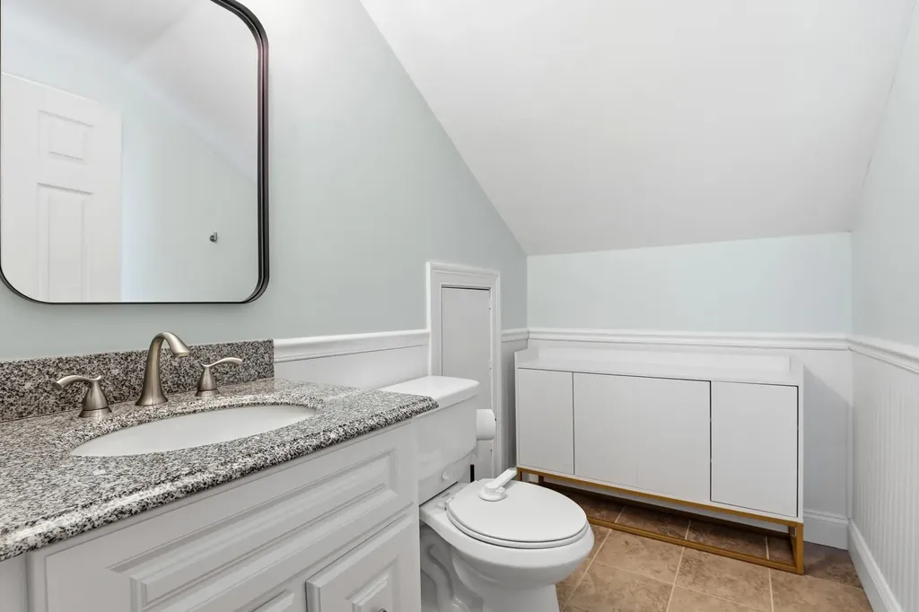 589 Tolend Road Dover NH 03820