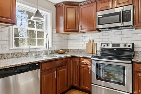 589 Tolend Road Dover NH 03820