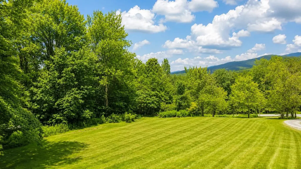 260 Weaver Road Huntington VT 05462