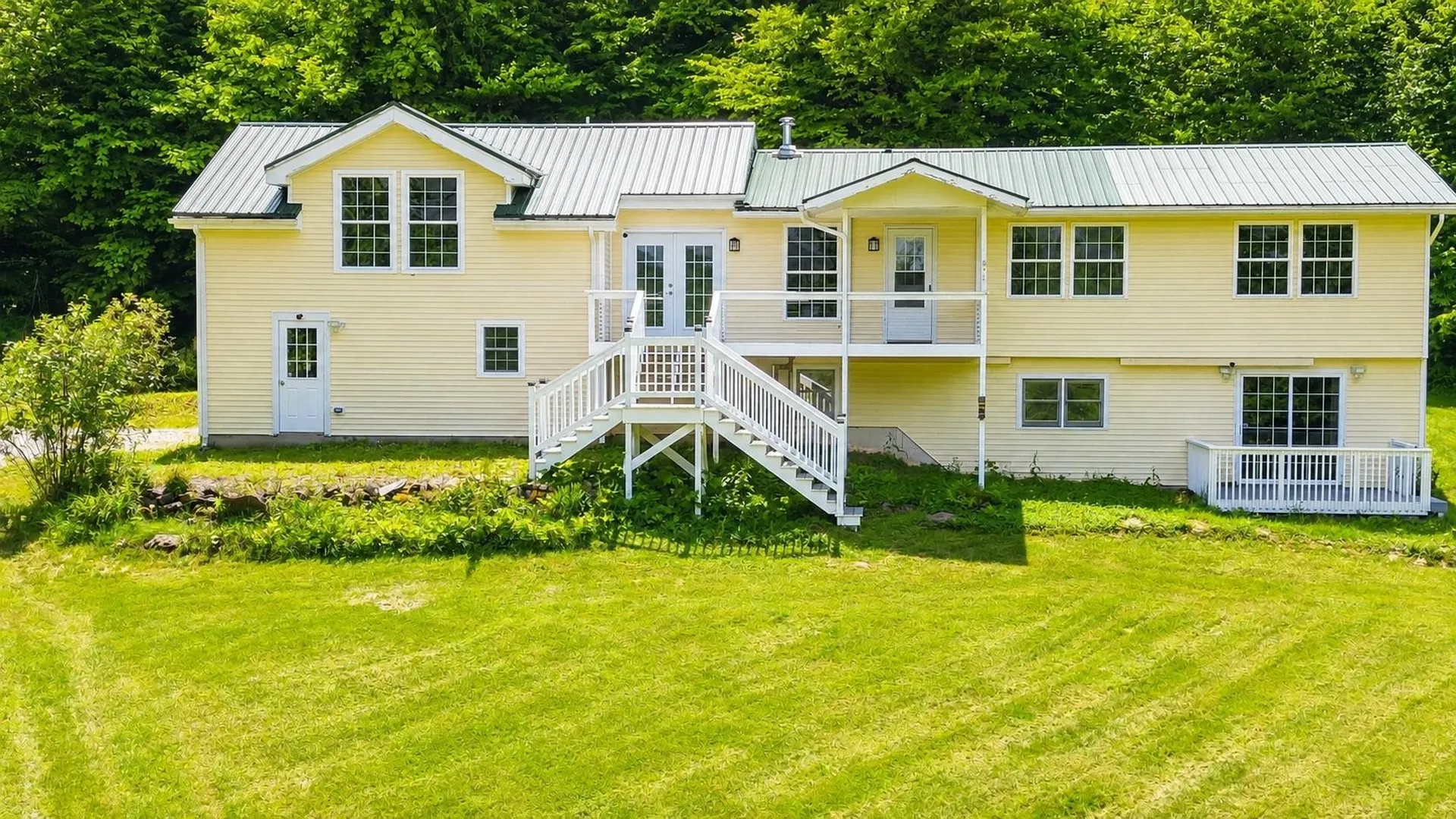 260 Weaver Road Huntington VT 05462