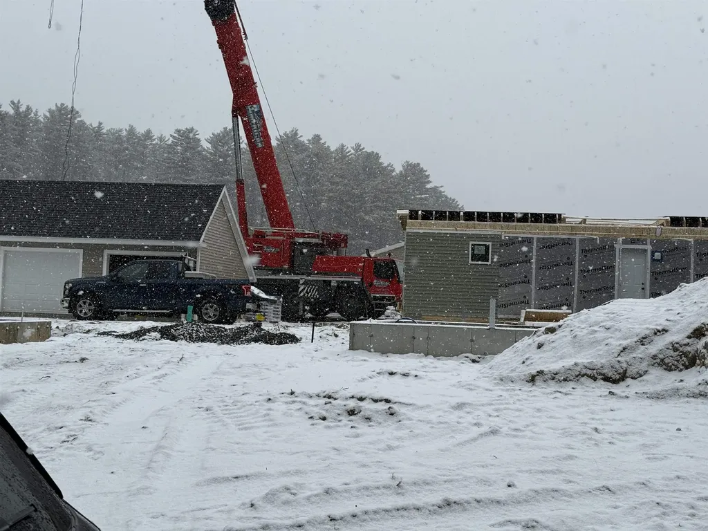 25B Woodland Way Plymouth NH 03264