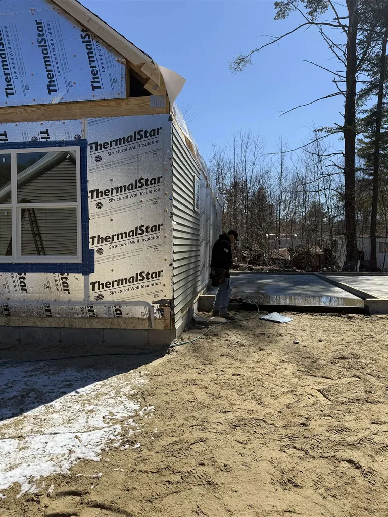 25B Woodland Way Plymouth NH 03264