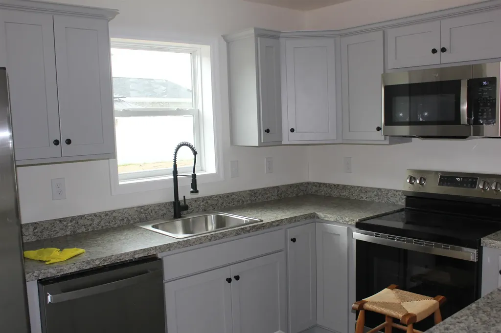 25B Woodland Way Plymouth NH 03264