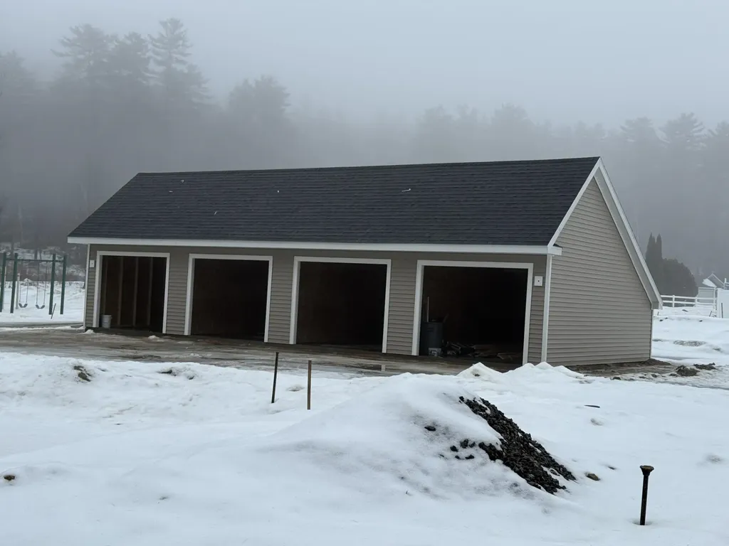 25B Woodland Way Plymouth NH 03264