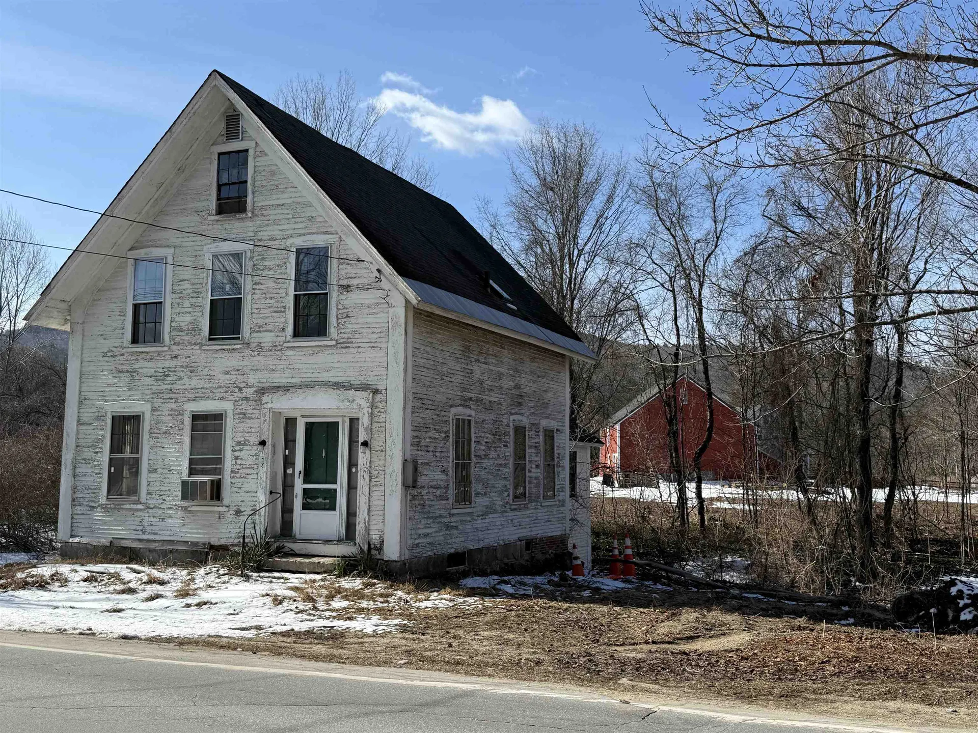 17 Main Street New Hampton NH 03256