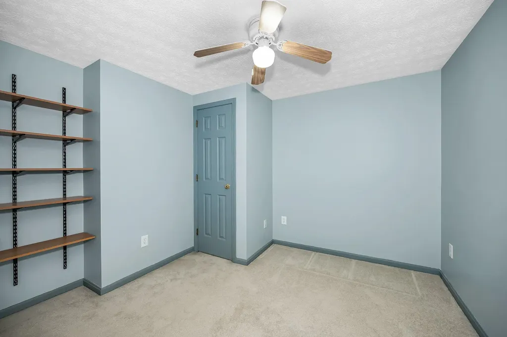 11 Linden Street Hudson NH 03051