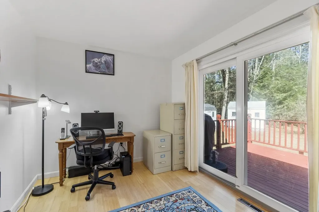 21 Hastings Circle Hinsdale NH 03451