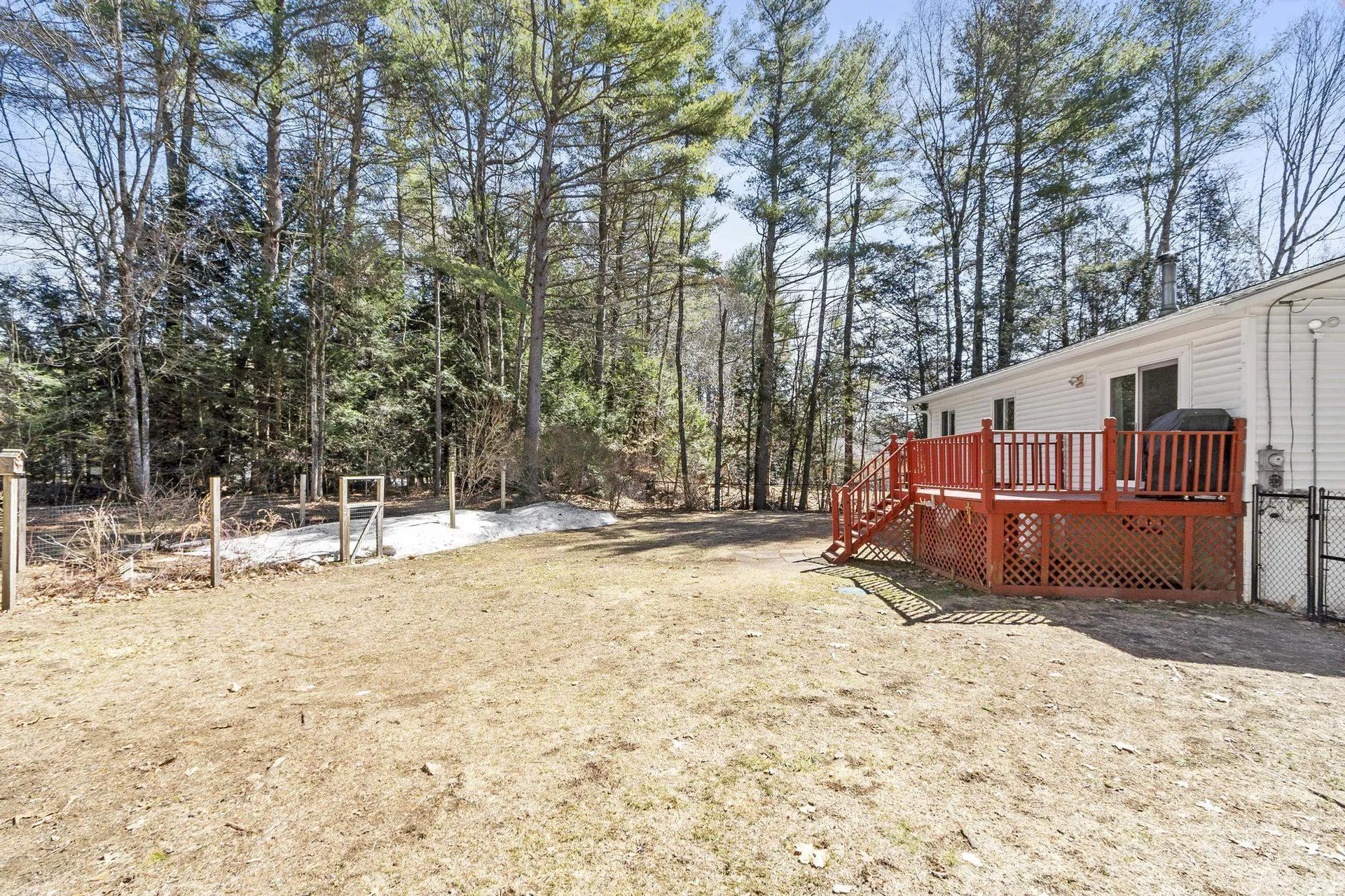 21 Hastings Circle Hinsdale NH 03451
