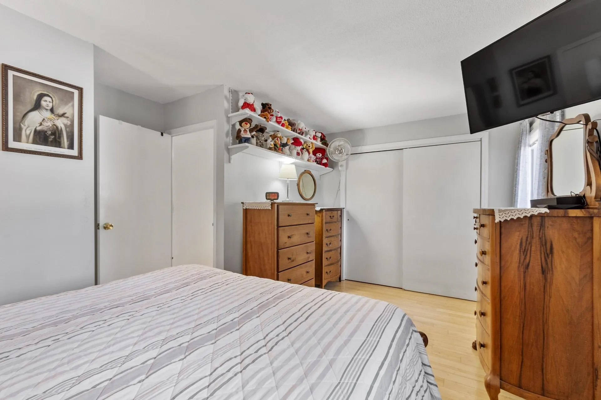 21 Hastings Circle Hinsdale NH 03451