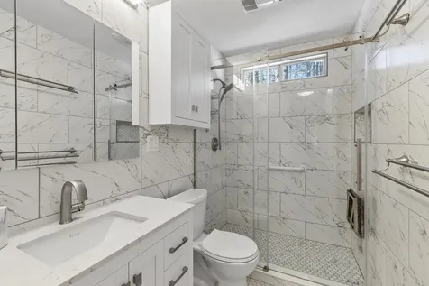 21 Hastings Circle Hinsdale NH 03451